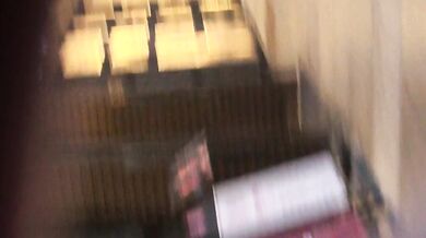 大型商务中心一路跟踪抄底多位极品高跟美少妇你没见过的各种骚丁完美呈现2 (1)